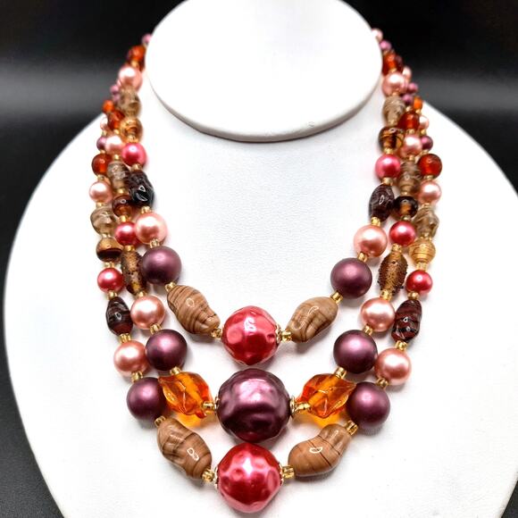 Vintage Japan Art Glass Necklace, Plum Pink Topaz, 1950s Vintage Jewelry - Picture 3 of 15